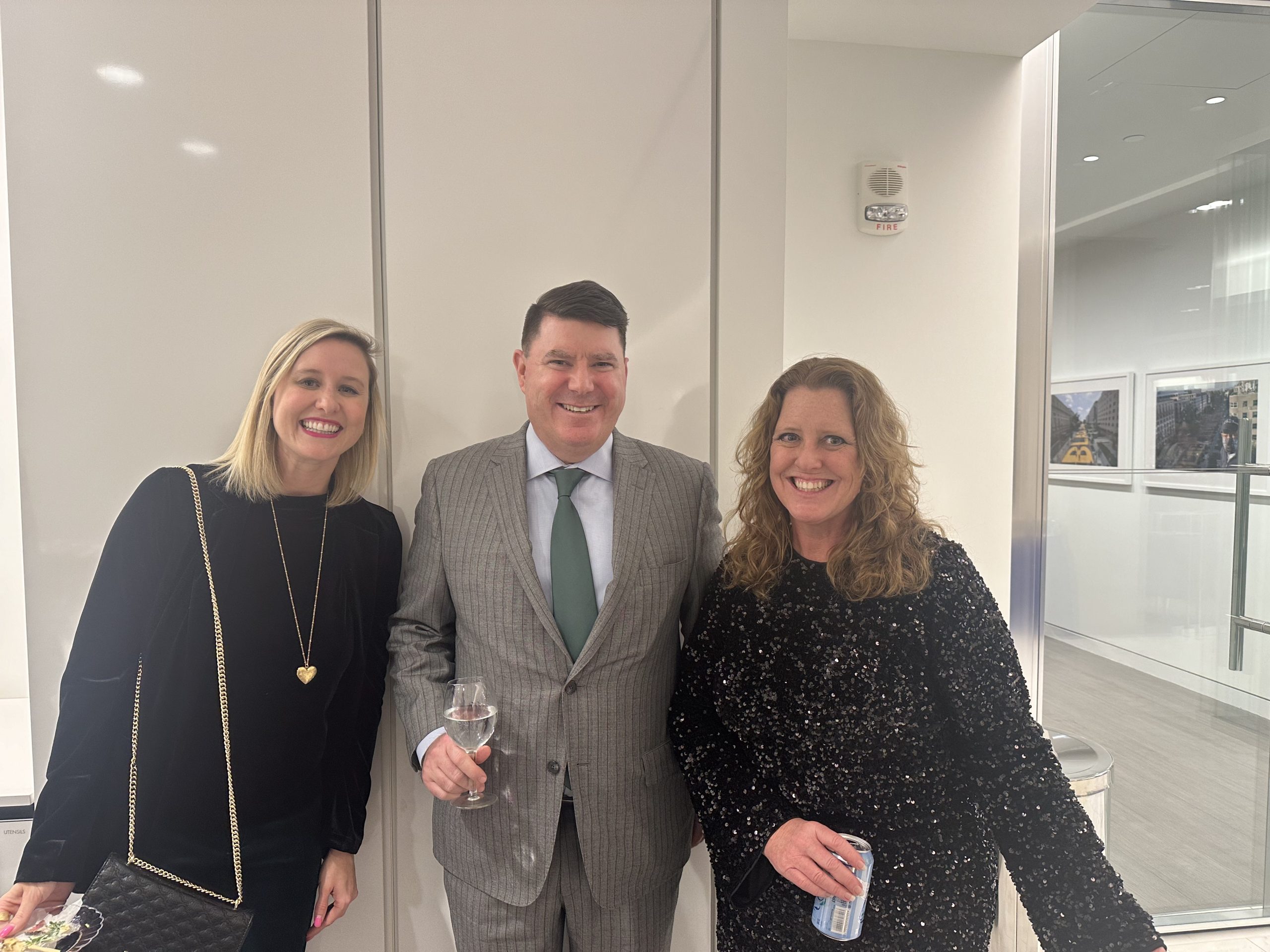 WILDS Annual Meeting and Holiday Wine Tasting Party — photo 2