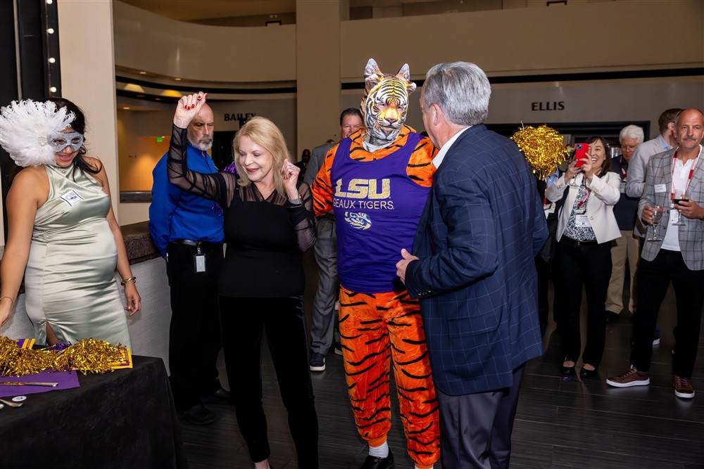 National Postal Forum Dessert Reception — photo 97